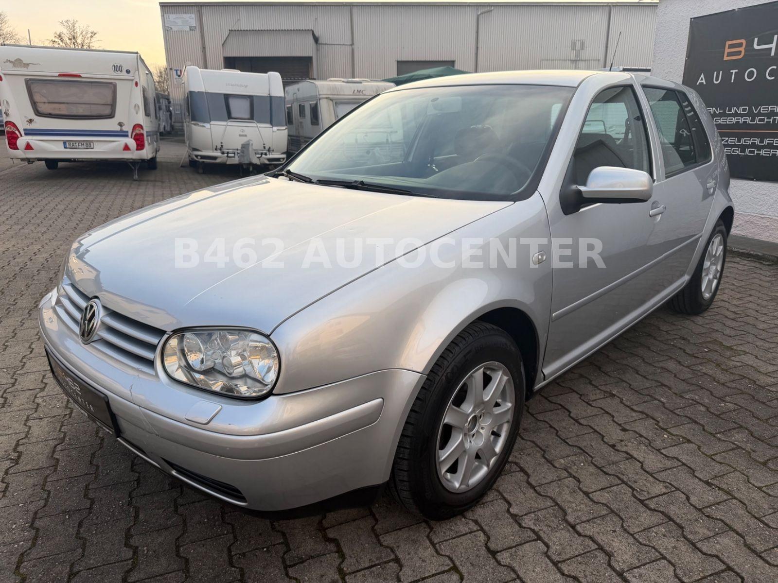 Volkswagen Golf 1.9TDI Highline *1.Hand*