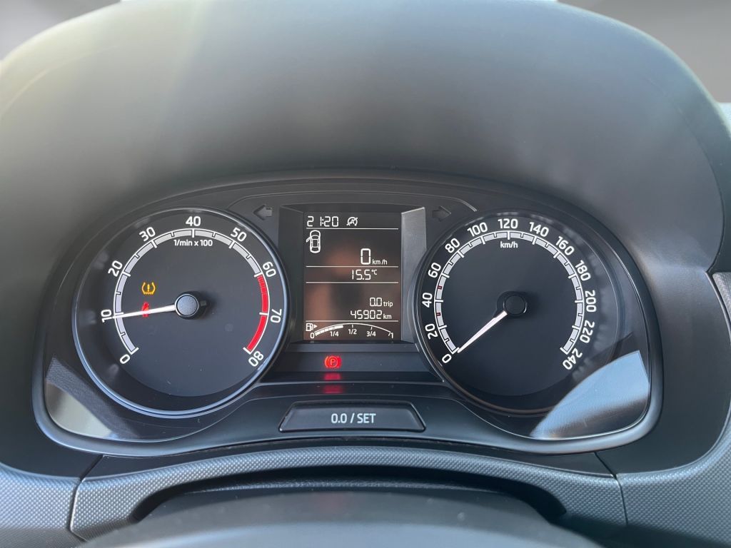 SKODA Fabia Combi 1.0 TSI Active – Bild 12