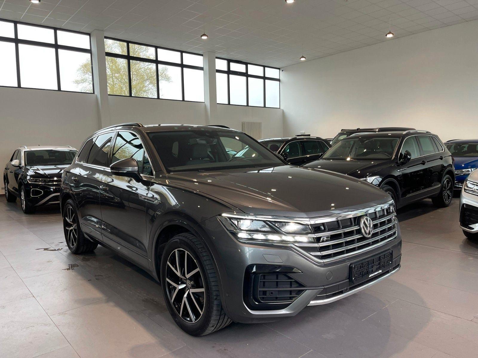 Volkswagen Touareg 3.0 R-Line 4Motion LED Digital Leder