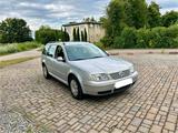 Volkswagen VW Bora Variant 2.0 /TÜV 8/26/5Türer/Wenig... - Volkswagen Bora: Variant