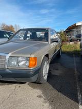 Mercedes-Benz Mercedes 190e 2,0 Liter Sammler Zustand 54tkm - Mercedes-Benz 190 mit Benzin-Antrieb: Limousine, 2.5