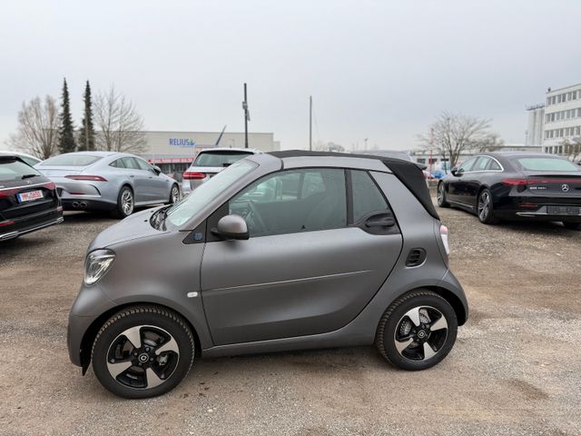 Smart ForTwo EQ Passion Cabrio*Exclusive*22kW*JBL*MATT