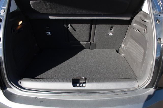 Fahrzeugabbildung Opel Crossland 1.2 Turbo Enjoy KlimaA,LED,Navi,SHZ,LM