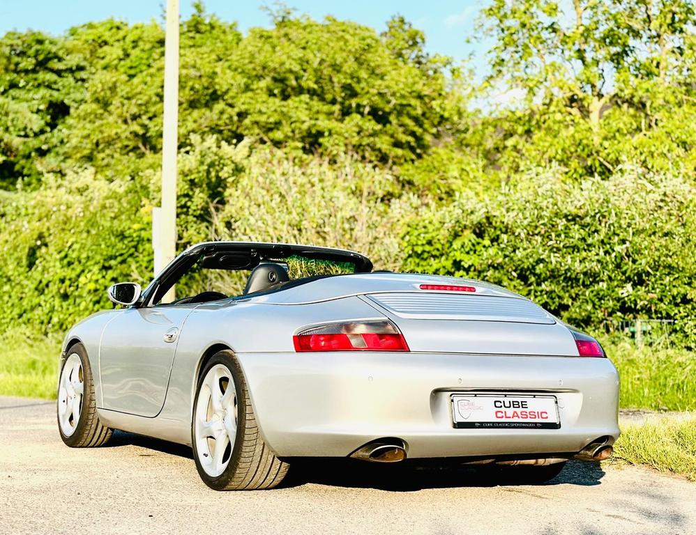 Porsche 996