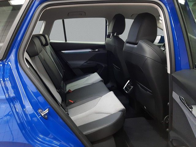 Fahrzeugabbildung Skoda Enyaq 60 Loft Navi Kamera LED 19"Alu Teilleder
