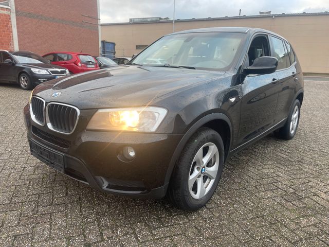 BMW X3 Baureihe X3 xDrive 20 d+Automatik+2HAND