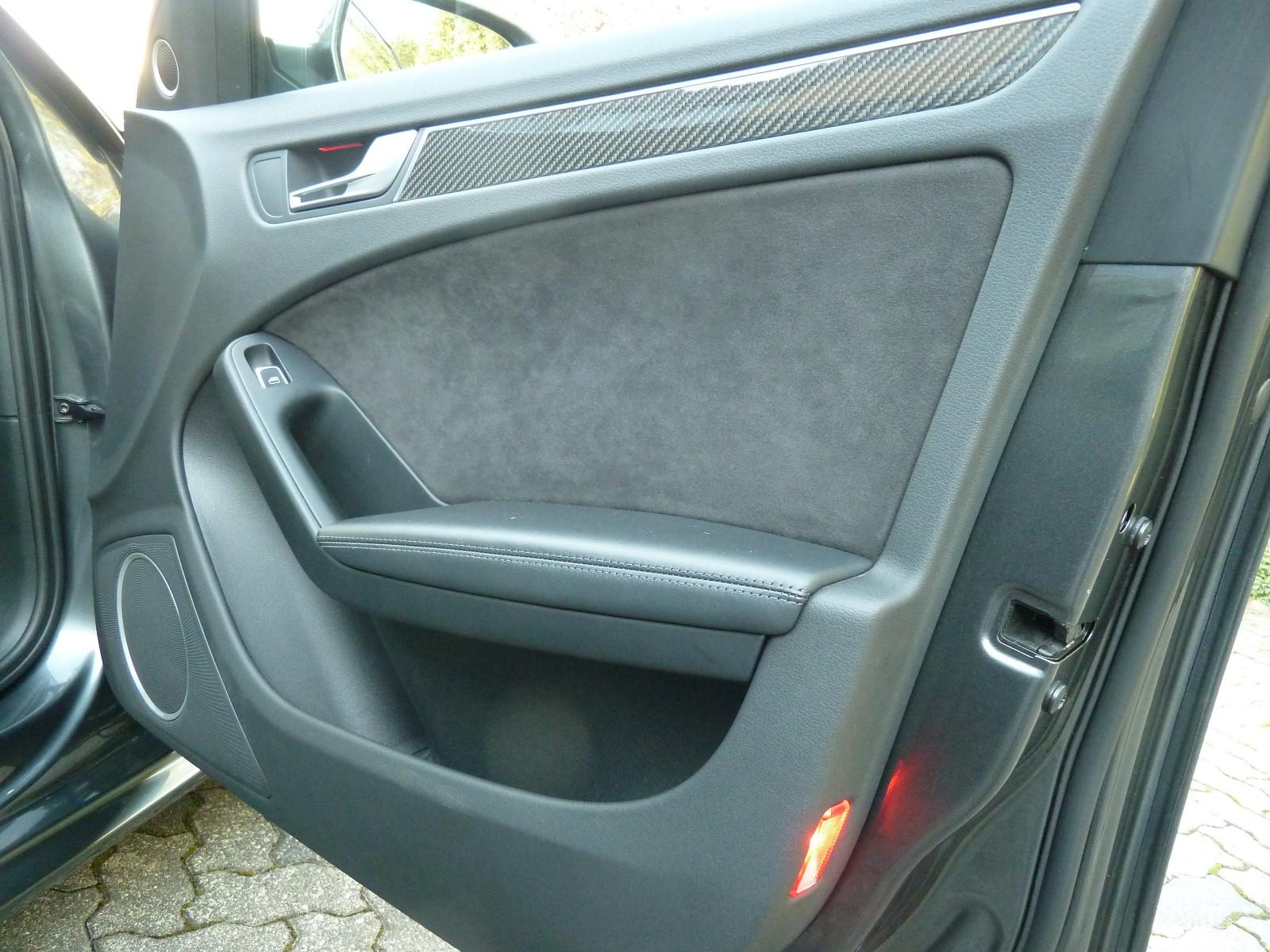 Audi RS4 Avant 4.2 FSI V8 450 ch quattro • S tronic • Bang & Olufsen • Carbone • Caméra • 20"