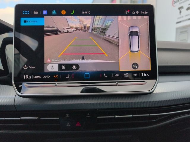 Golf VIII Variant 2.0 TDI DSG AHK+IQ.LIGHT+360°+