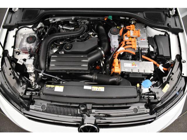 Volkswagen Golf - Bild 11
