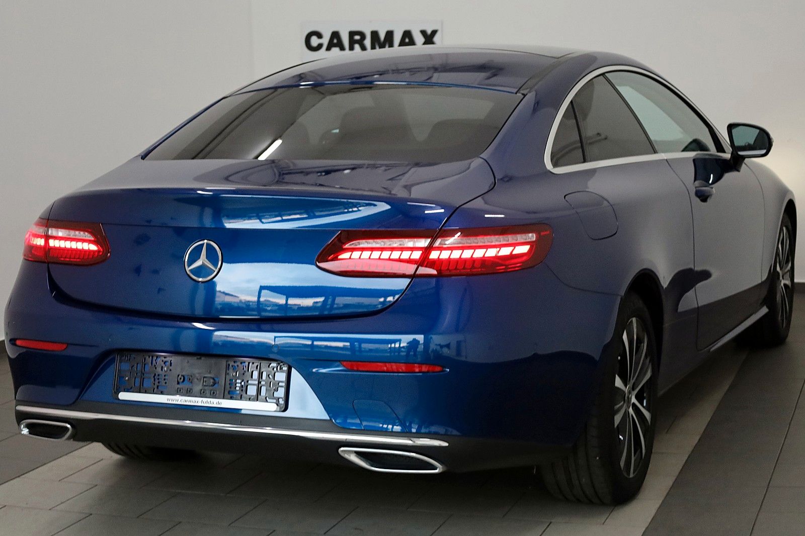 Fahrzeugabbildung Mercedes-Benz E 200 Coupe, Avantgarde, SH,Kamera,ACC,Panorama