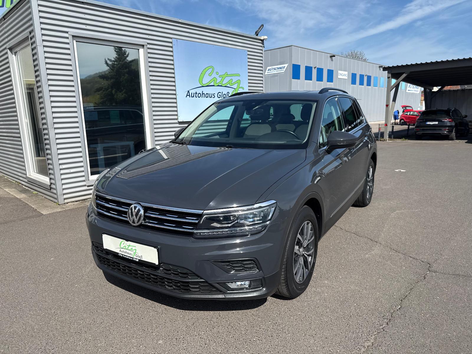 Volkswagen Tiguan Comfortline 1.4TSI+AHK+Klima+PanoDach+el.