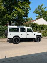 Land Rover Defender 110 TD4 Original Zustand 2. Hand - Land Rover Defender: 2.4