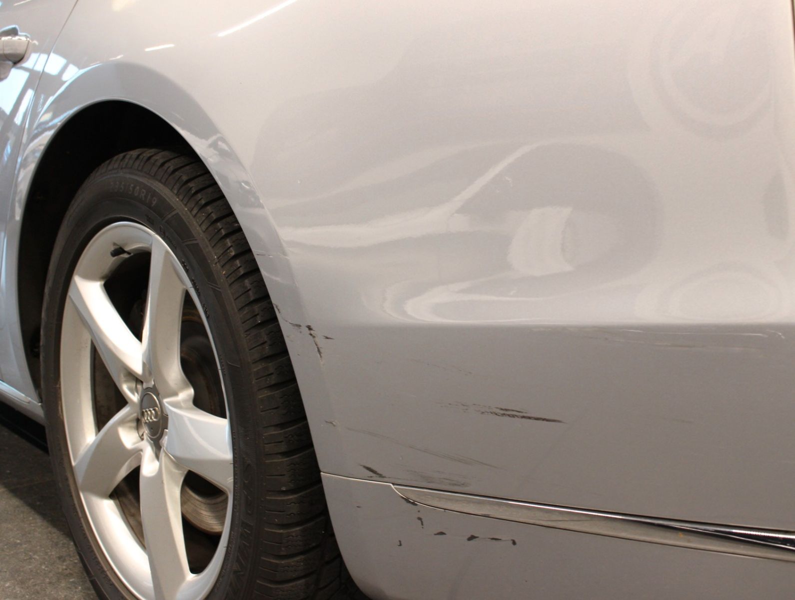 Fahrzeugabbildung Audi A8 4.0 TFSI tiptronic quattro*1.Hand Matrix-LED