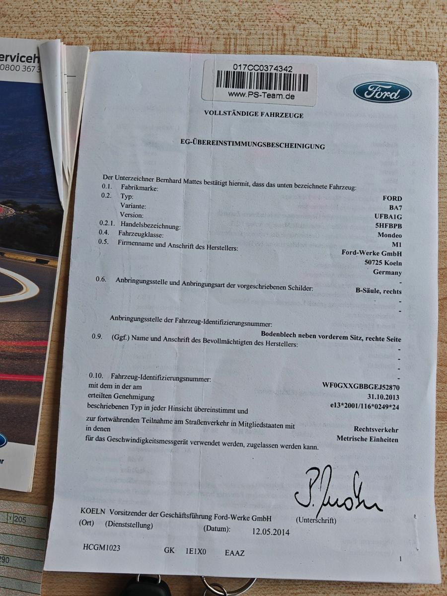Ford Mondeo 2014 — photo 30