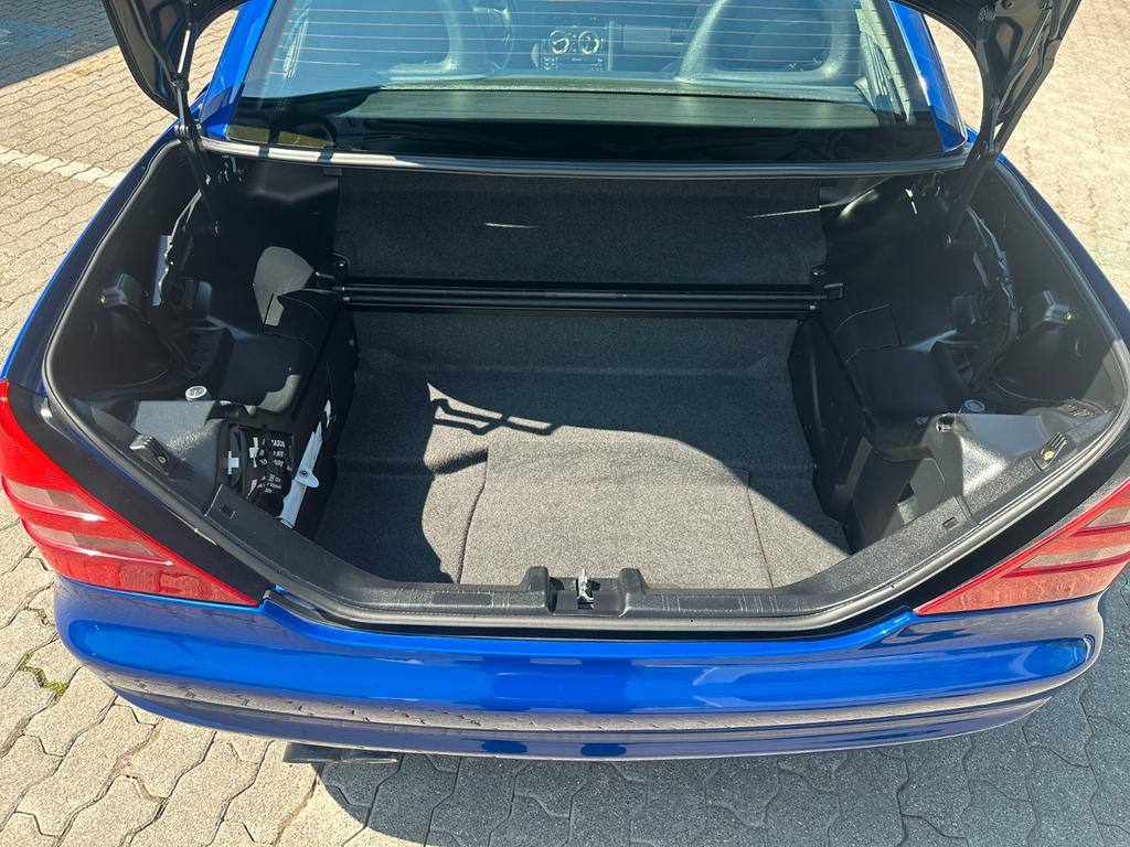 Mercedes-Benz SLK 230