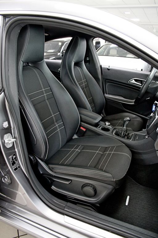 Mercedes-Benz CLA 180 Coupe KAMERA SCHECKH SOUND