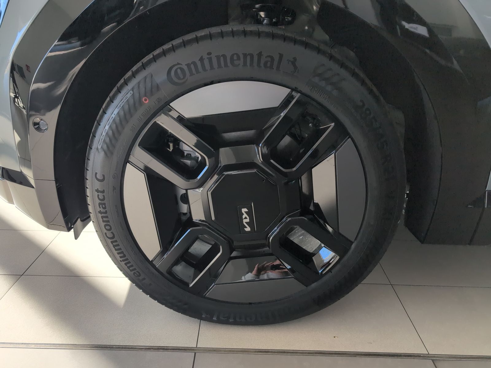 KIA EV9 AWD GT-Line 99,8-kWh Glasdach – Bild 7