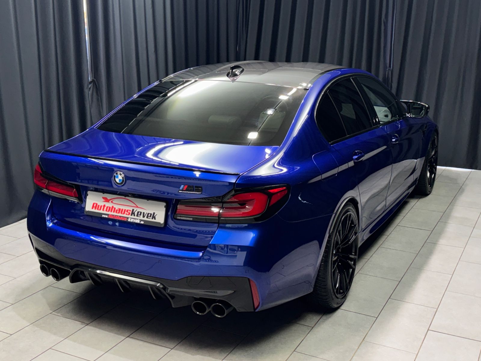 Fahrzeugabbildung BMW M5 Limousine Competition|KERAMIK|HEAD-UP|