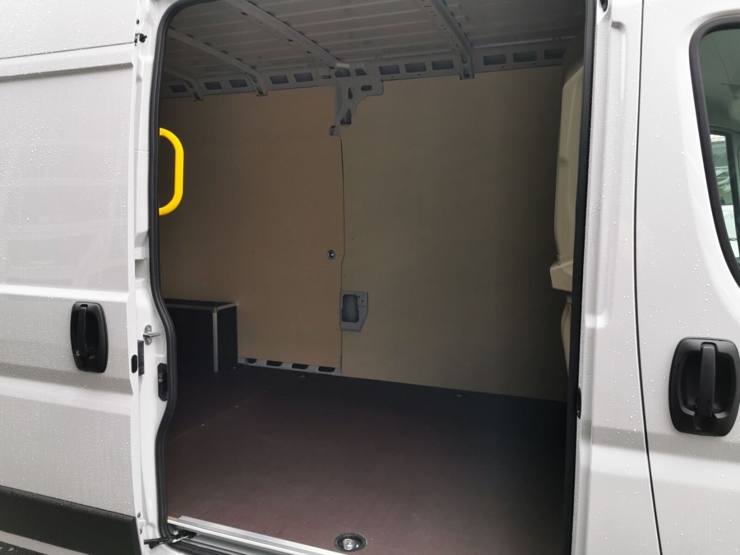 Fahrzeugabbildung Opel Movano Cargo L3H2 ATM Standhzg Navi digi.Cockpi