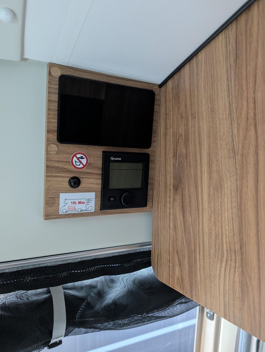 Fahrzeugabbildung Karmann Dexter 4x4 DE 570 AW Klima, RückfahrCAM, AHK