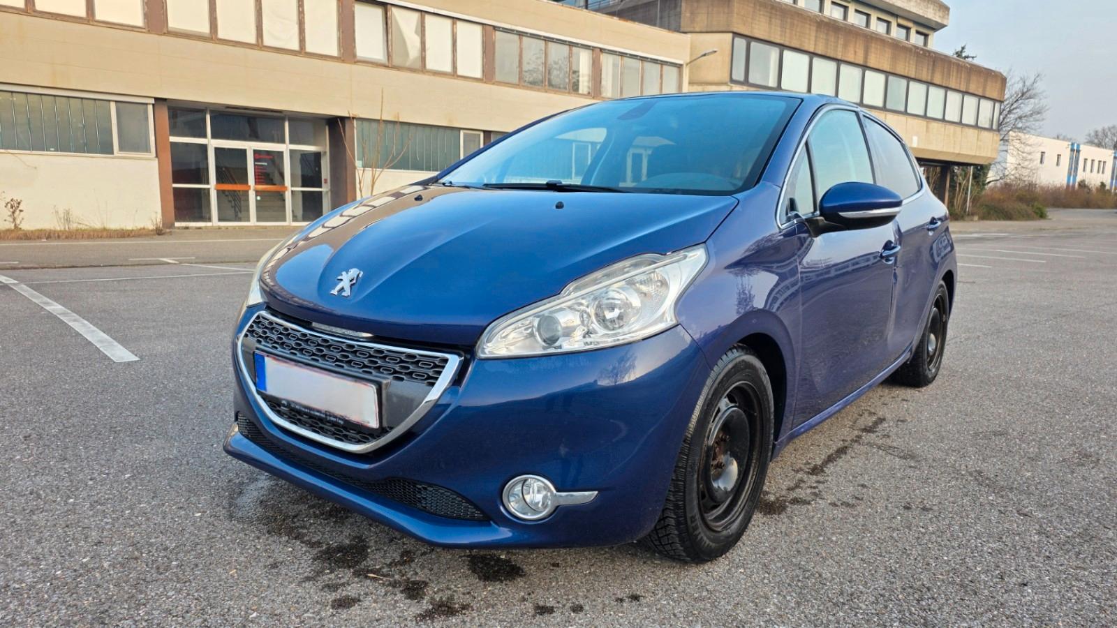 Peugeot 208 Allure,Navi, Sitzheizung