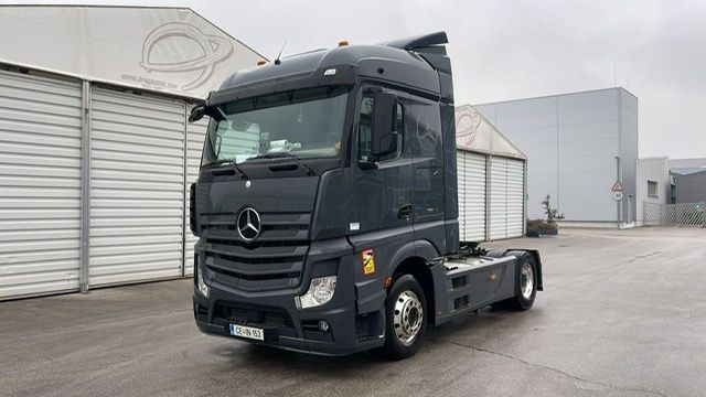 Mercedes-Benz Actros Mp4 Neue Motor