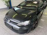 Volkswagen Golf VII 2.0 TDI*GTD*AUTO*PANO*BI-XN*RFK*DYN*ACC - mit Diesel-Antrieb: Grau, Limousine, mit Klimaautomatik