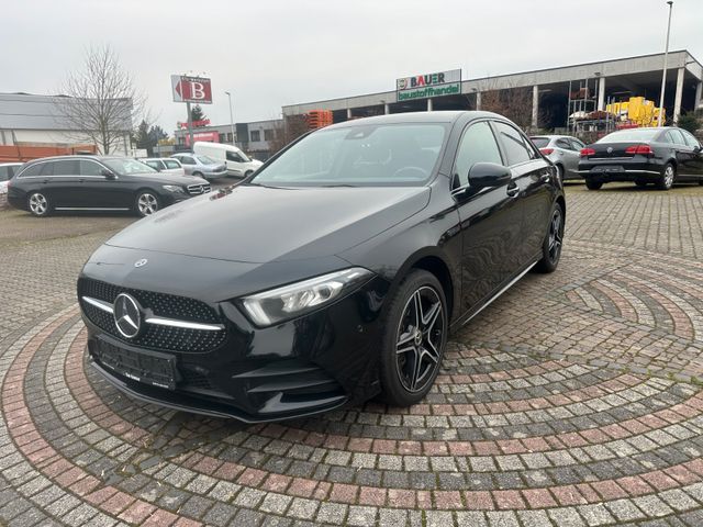 Mercedes-Benz A 250 e Lim. AMG-Line Teilleder,Navi,LED,PDC,SHZ