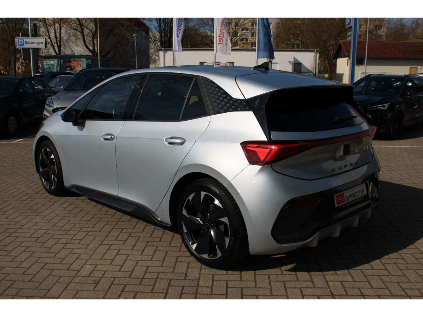 Fahrzeugabbildung CUPRA Born 170 kW LED GRA RFK Navi PDC vo+hi GJR SHZg