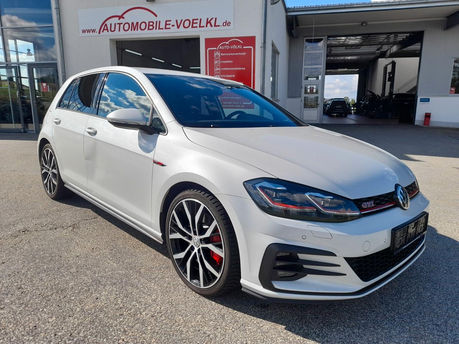 Volkswagen Golf 2.0TSI DSG GTI LED/PDC+KAMERA/STANDHZ/AHK