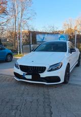 Mercedes-Benz C 63S AMG Mercedes-AMG C 63S Autom. Mercedes-AMG - Mercedes-Benz C 63 AMG Gebrauchtwagen in Hamburg