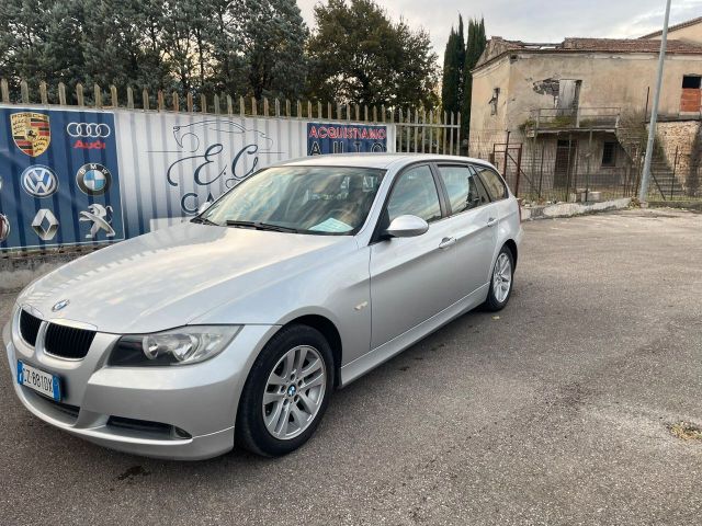 BMW Bmw 320 320i cat Touring Attiva