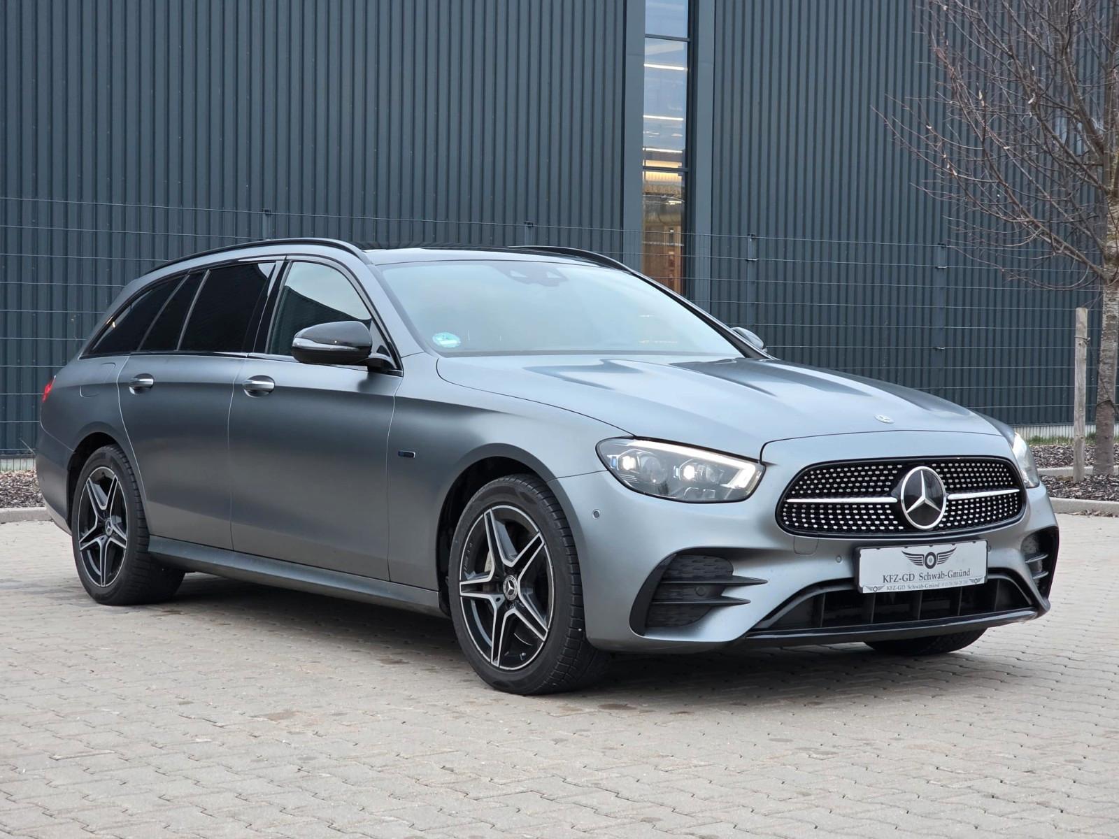 Mercedes-Benz E 300 de T-Modell Amg Line I Ambiente Burmester