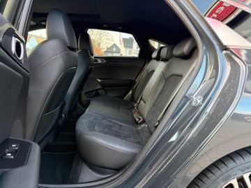 Kia ProCeed 1.6T DCT7 GT Nav Memory Glasdach Kamera