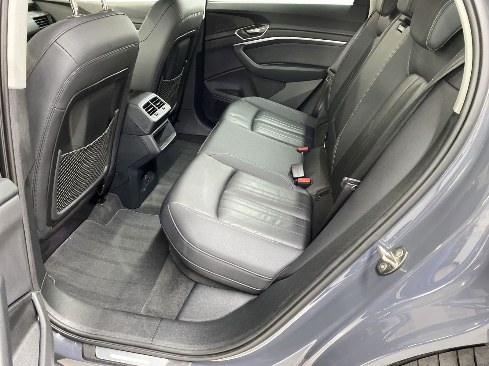Audi Q8 e-tron - Bild 8