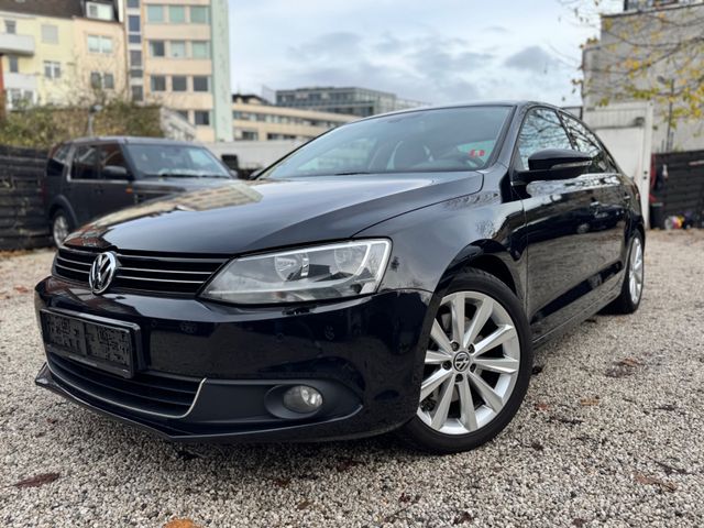 Volkswagen Jetta VI 1.4(160PS) Highline/KLIMA/SHZ/NAVI/TÜV