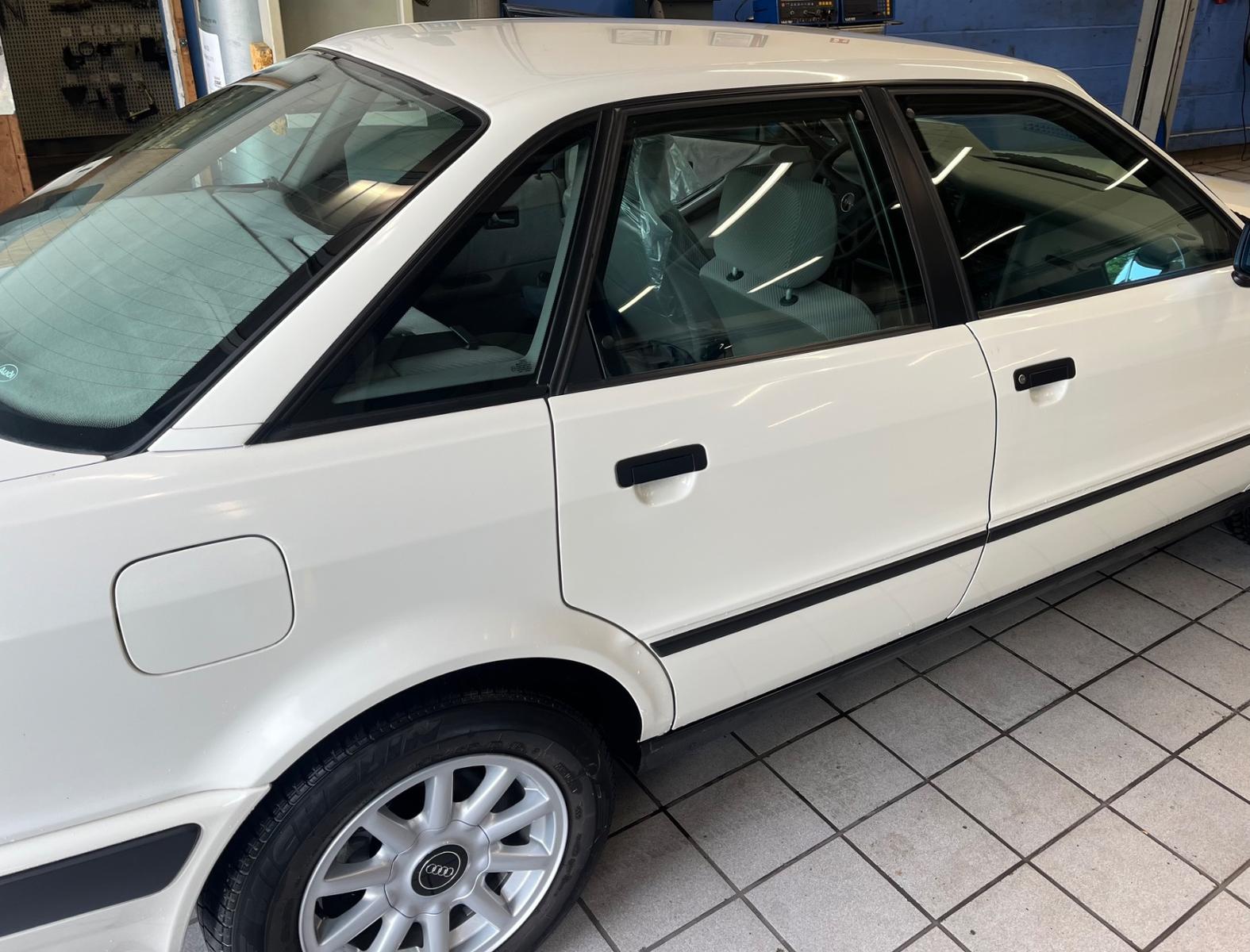 Audi 80 2.3 E Limo 5 Zylinder Motor mit Klimaanlage