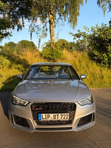 AUDI RS3 2.5 TFSI S tronic quattro Sportback - 280kmh