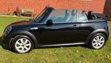 MINI Cooper S Cabrio  - MINI Cooper S Cabrio mit Benzin-Antrieb: Kleinwagen, Schaltgetriebe