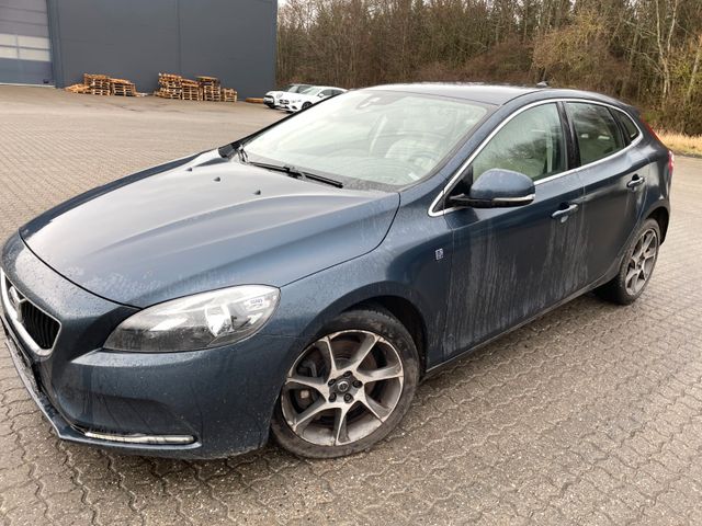 Volvo V40 20 120PS  D2 Geartronic Ocean Race 33383