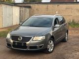 Volkswagen Vw Passat b6 3C 2.0TDI VARIANT highline - Volkswagen Passat: 3c Variant