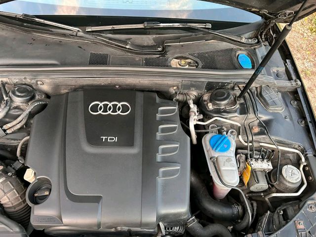 Audi Ich biete hier einen Audi A4