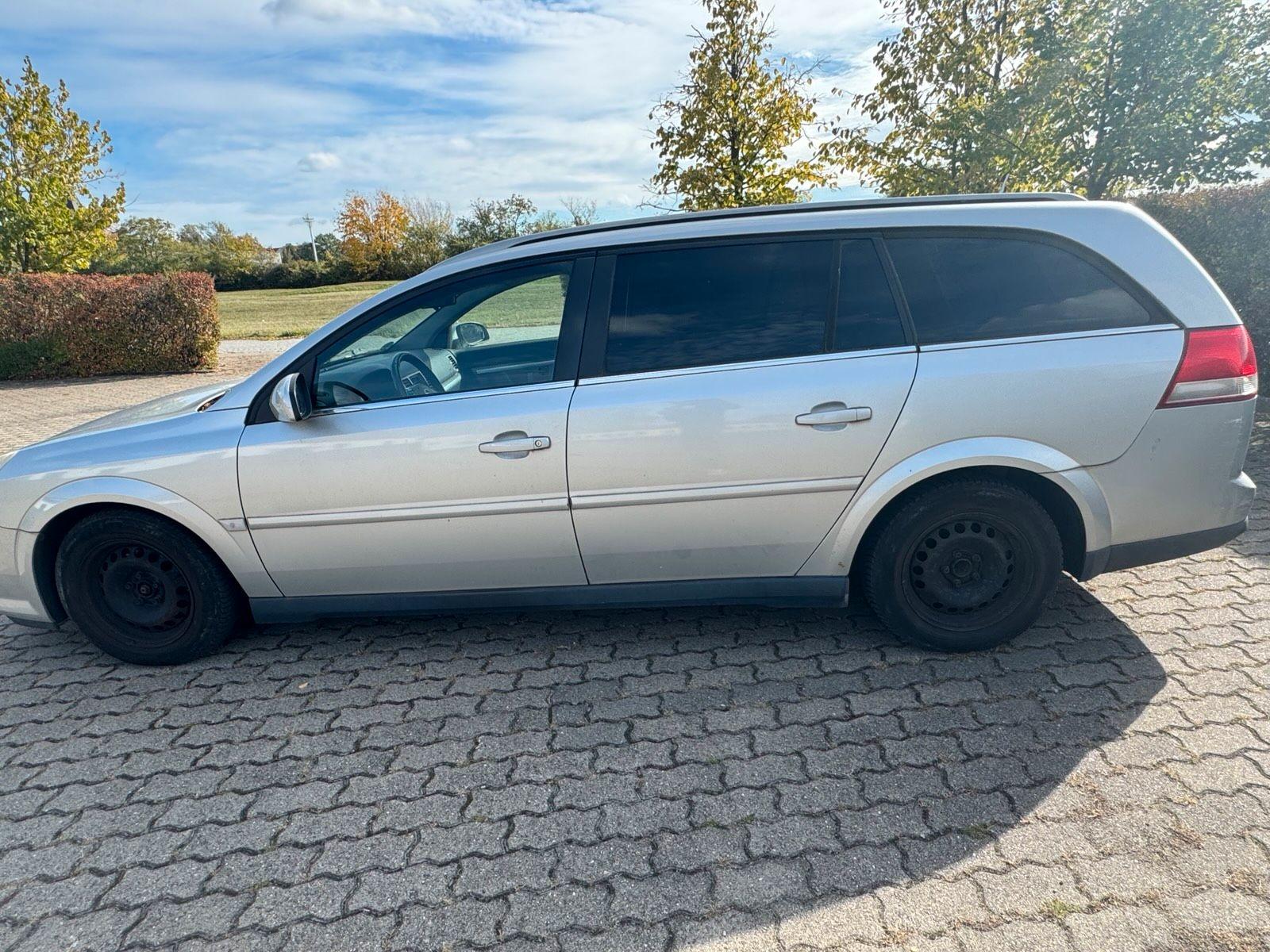 Opel Vectra 2005 — engine 150 HP (110kW)