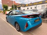Toyota Prius 1.8 PHV Plug-in Hybrid Solar - Toyota: Plug In