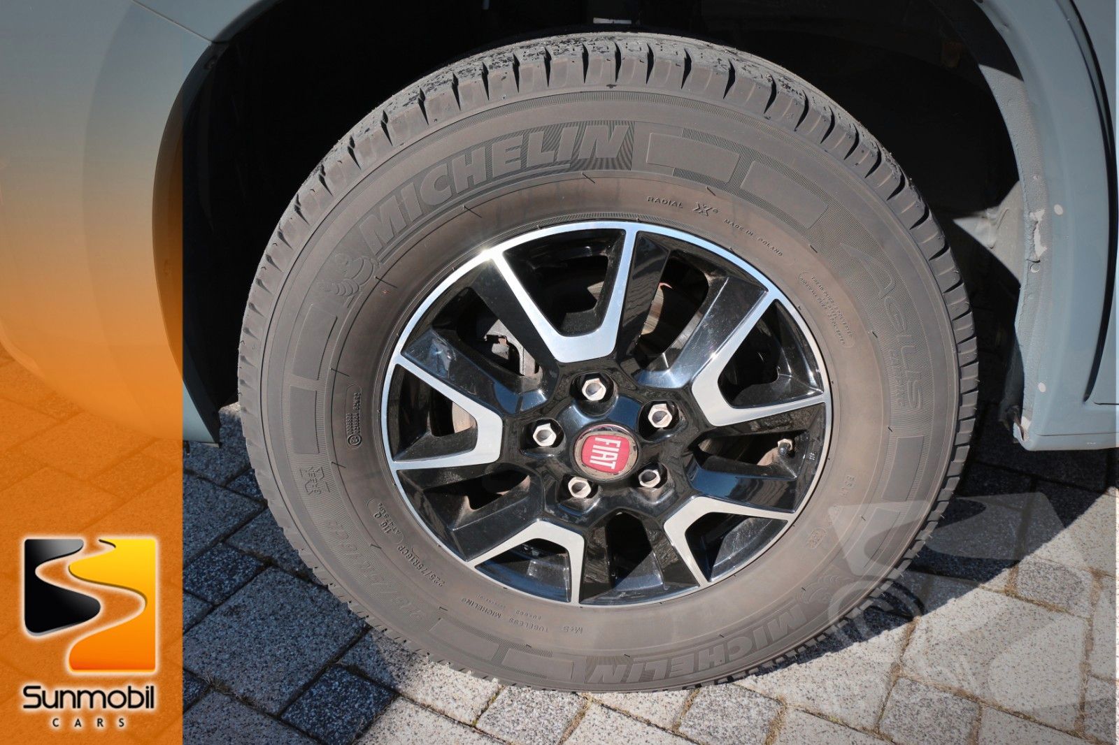 Fahrzeugabbildung Weinsberg CaraSuite 650 DG Navi RFK Markise