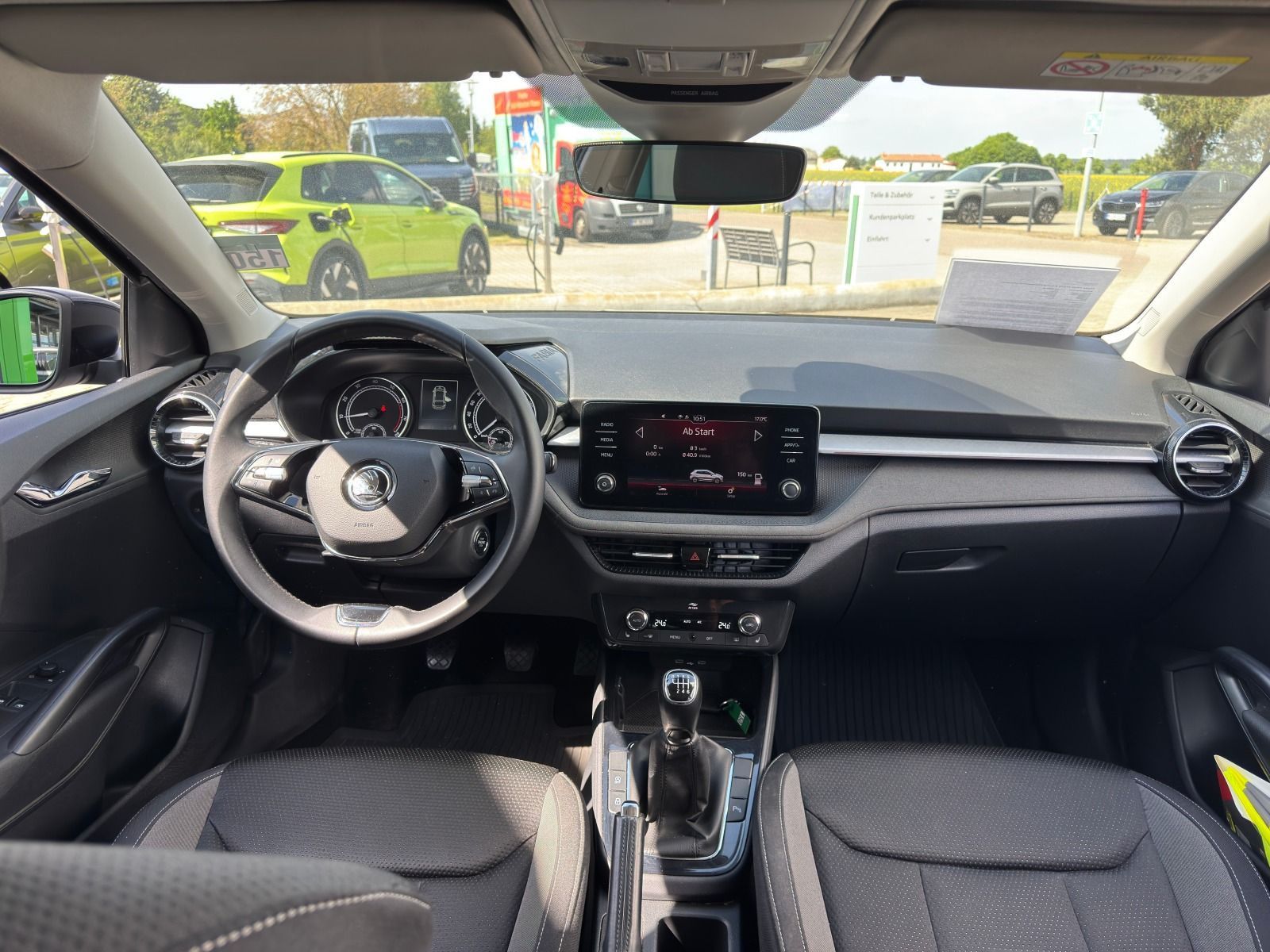 Fahrzeugabbildung SKODA Fabia 110PS 6-Gang*PDC*behFro*Allwetter