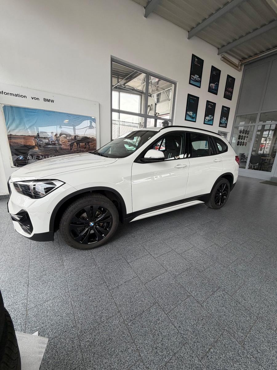 BMW X1 xDrive 18 d Sport Line