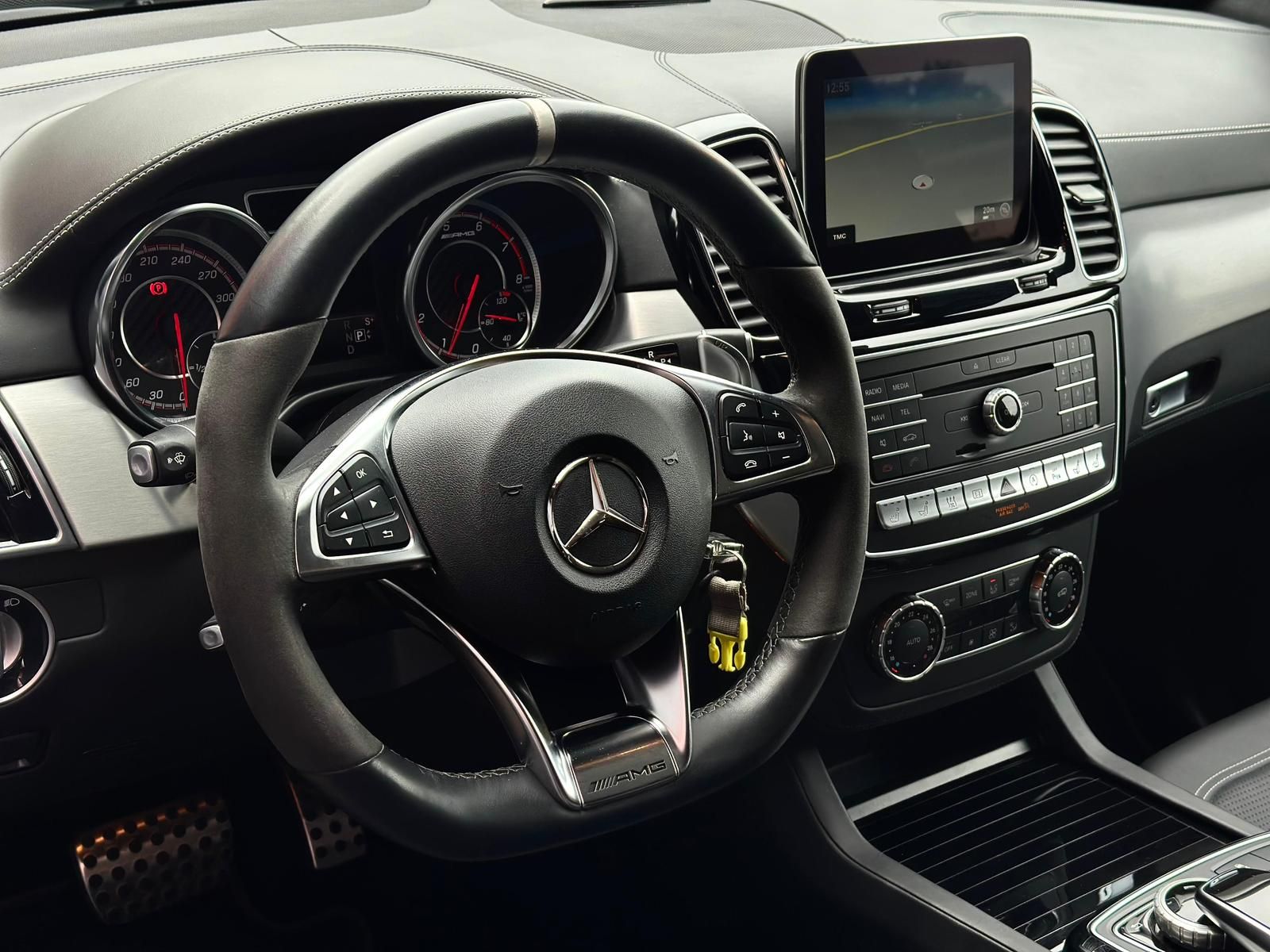 MERCEDES-BENZ GLE63S AMG 4M ALLBLACK NIGHT VOLLAUSSTATTUNG#AHK - Image 31