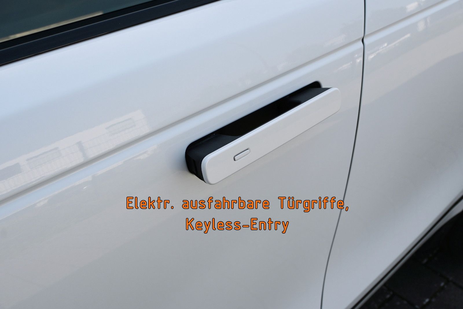 Fahrzeugabbildung Land Rover Range Rover Velar D300 DYNAMIC HSE °UVP 112.884€