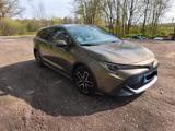 Toyota Corolla 2,0 Hybrid Trek Touring Sports Trek - Toyota Corolla Gebrauchtwagen in Mülheim (Ruhr)